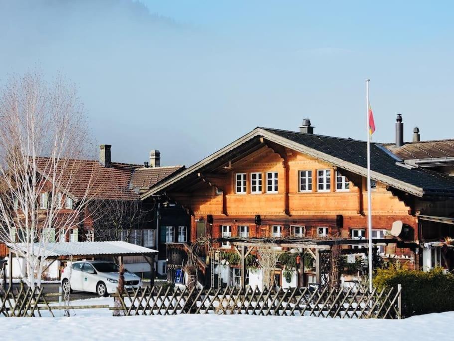 Urchige 2-Zimmerwohnung Matten  Dış mekan fotoğraf